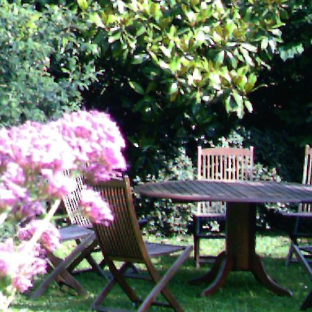 La Tour Des Laudes Bed & Breakfast Breuil-Barret ภายนอก รูปภาพ