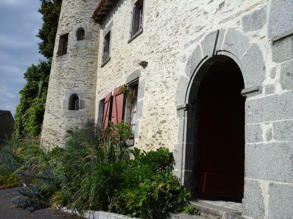 La Tour Des Laudes Bed & Breakfast Breuil-Barret ภายนอก รูปภาพ